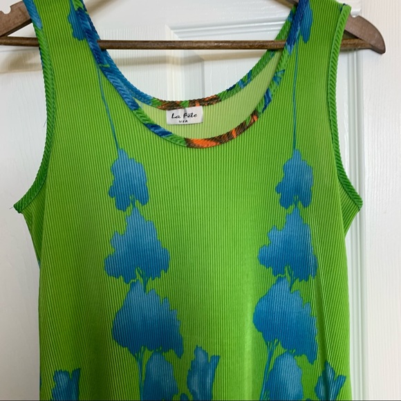 La Fete USA Sleeveless Accordion Pleat Maxi Dress Green Blue Pink - Picture 4 of 6